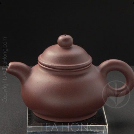 Yixing teapot traditional form: Pan-hu