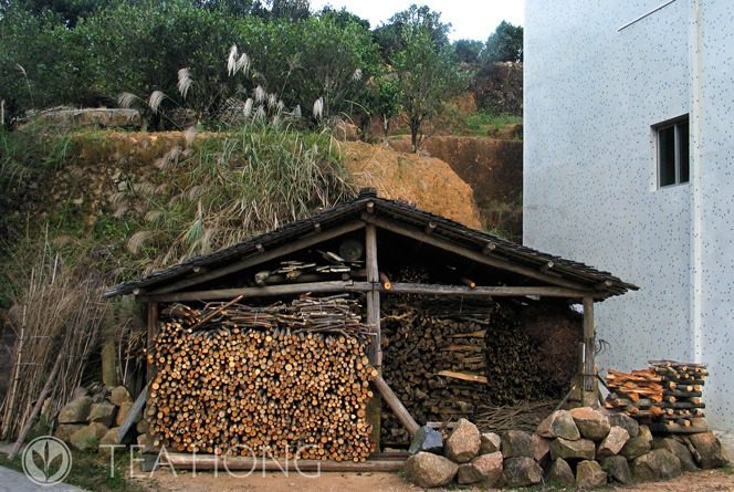 Firewood shack in Danhu