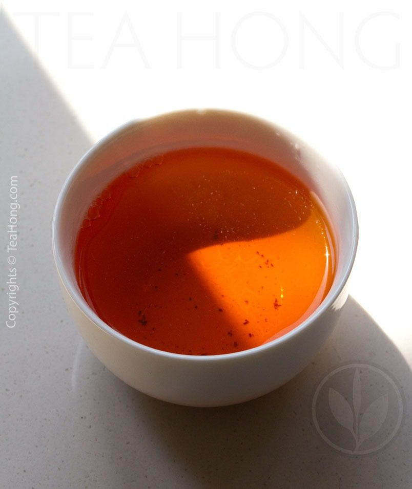 Infusion colour of Imperial Topaz Nepali Black Tea